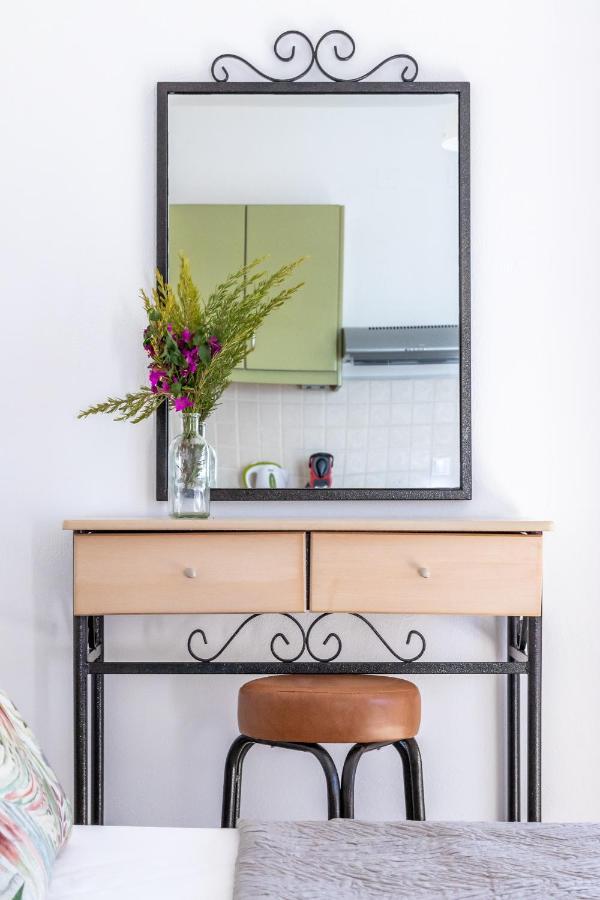 Kalithea Apartment